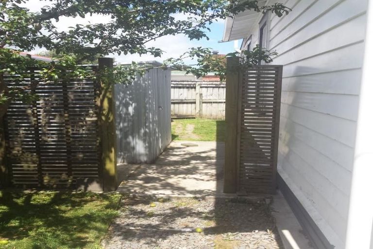 Photo of property in 29 Davies Road, Hurdon, New Plymouth, 4310