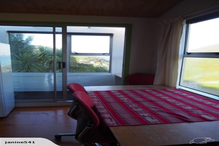 Photo of property in 119 Houghton Bay Road, Houghton Bay, Wellington, 6023