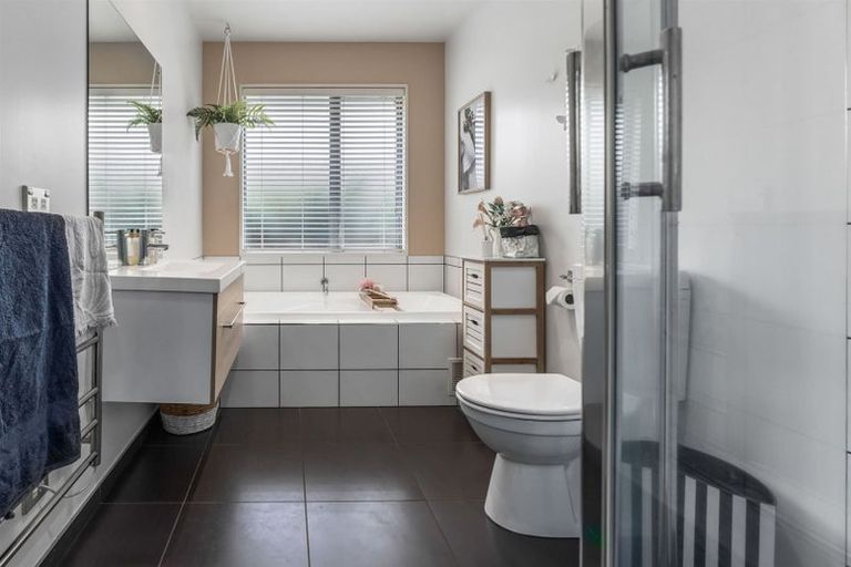 Photo of property in 57 Westholme Street, Strowan, Christchurch, 8052