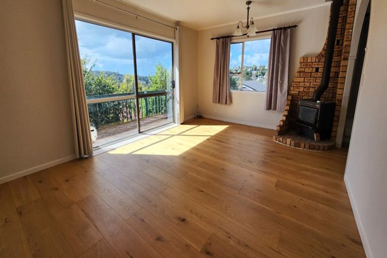 Photo of property in 2/54 Redwing Street, Browns Bay, Auckland, 0630