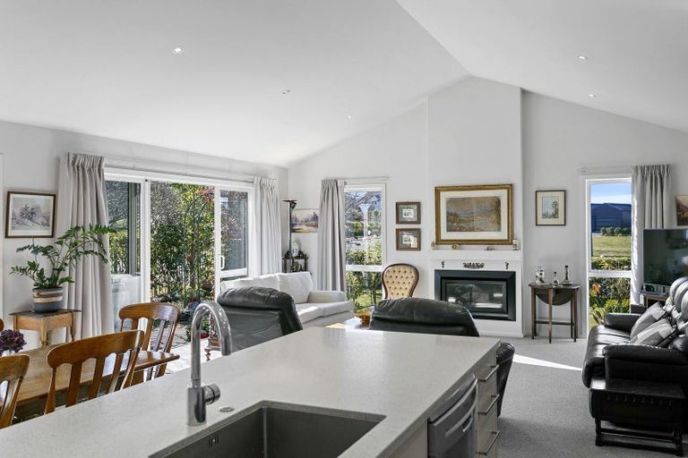 Photo of property in 1 Noumea Drive, Rangatira Park, Taupo, 3330