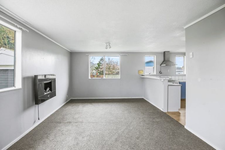 Photo of property in 20 Menzies Place, Paeroa, 3600