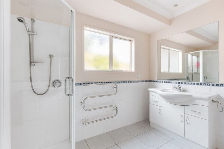 Photo of property in 10a Tollemache Place, Otumoetai, Tauranga, 3110