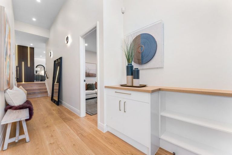 Photo of property in 36 Streamview Way, Long Bay, 0792