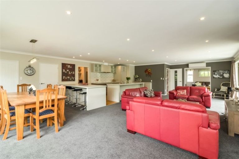 Photo of property in 90a Bryndwr Road, Bryndwr, Christchurch, 8052