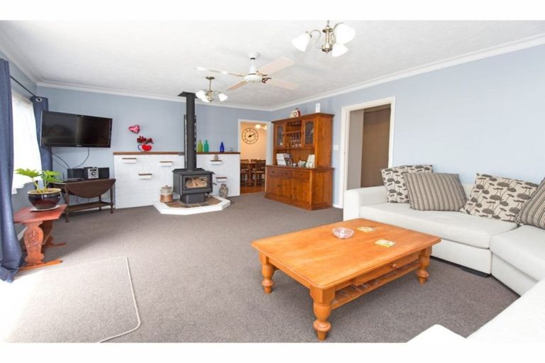 Photo of property in 1/680 Whangaparaoa Road, Stanmore Bay, Whangaparaoa, 0932