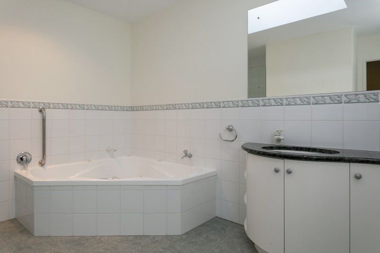 Photo of property in 29 Logan Avenue, Wharewaka, Taupo, 3330