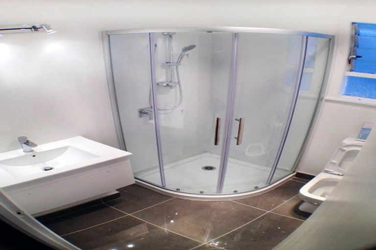 Photo of property in 1/60 Becroft Drive, Forrest Hill, Auckland, 0620