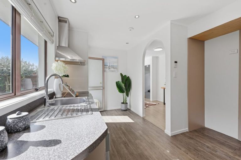Photo of property in 20b Ashdown Place, Pahurehure, Papakura, 2113