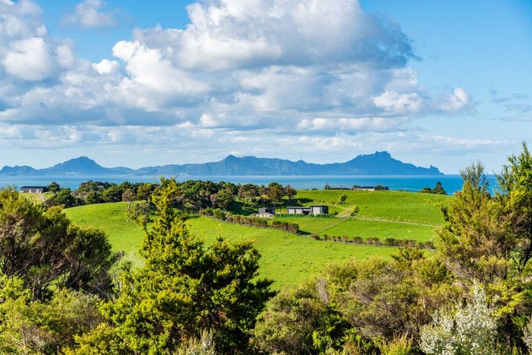 Photo of property in 18 Kanuka Lane, Waipu, 0582