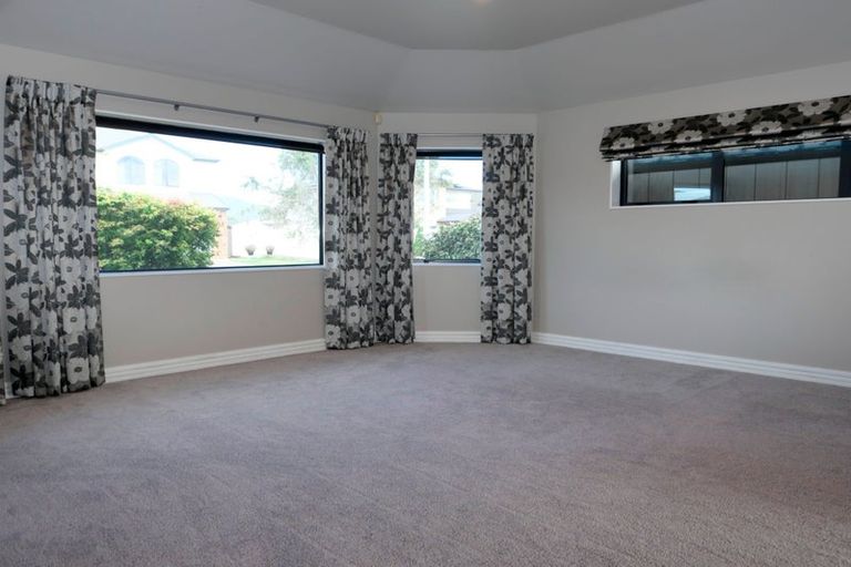 Photo of property in 6 Trusham Court, Paraparaumu, 5032