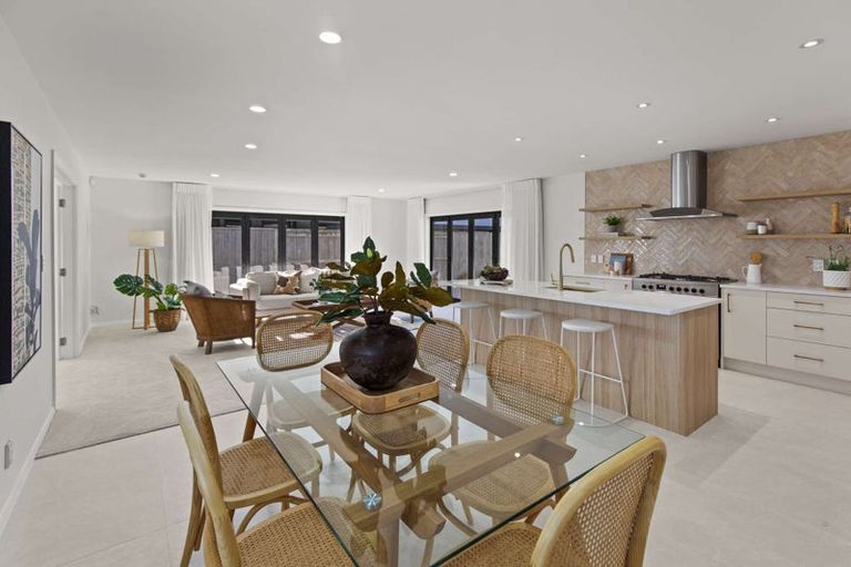 Photo of property in 7 Rodeo Drive, Kelvin Grove, Palmerston North, 4414