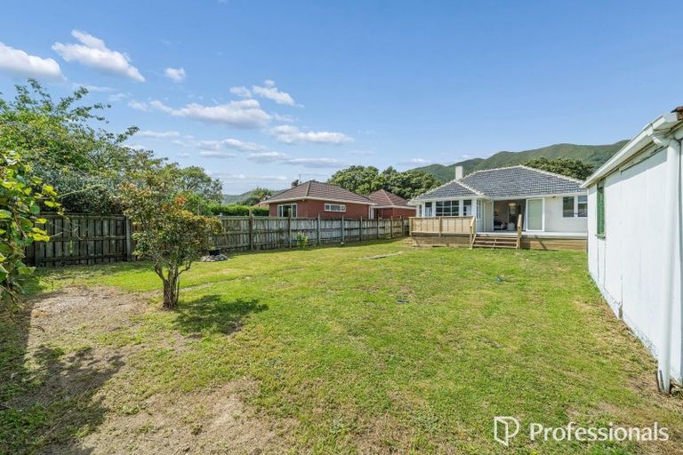 Photo of property in 26 Godley Street, Waterloo, Lower Hutt, 5011