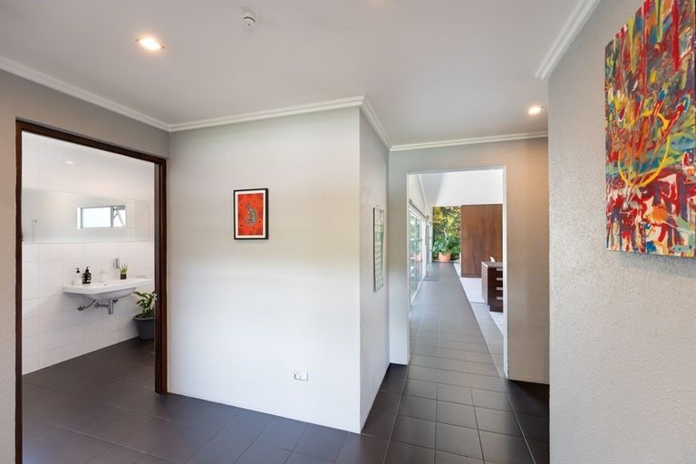 Photo of property in 52 Sylvan Street, Lake Hayes, Queenstown, 9304