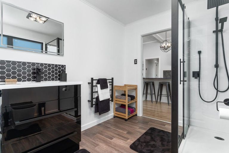 Photo of property in 10 Station Road, Mauriceville, Masterton, 5882