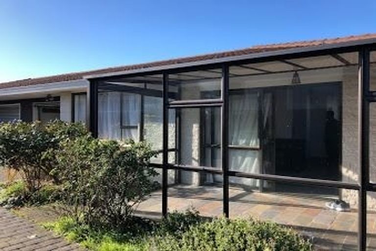 Photo of property in 1/200 Sawyers Arms Road, Bishopdale, Christchurch, 8053