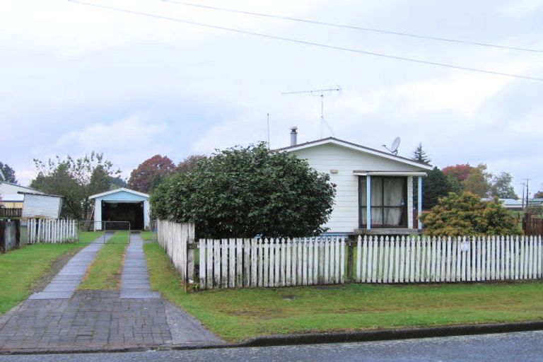 Photo of property in 35 Torphin Crescent, Tokoroa, 3420