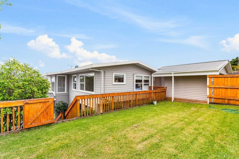 Photo of property in 1 Jacaranda Avenue, Beach Haven, Auckland, 0626