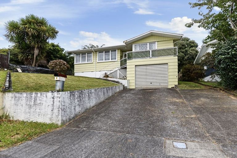 Photo of property in 7 Granby Place, Westown, New Plymouth, 4310