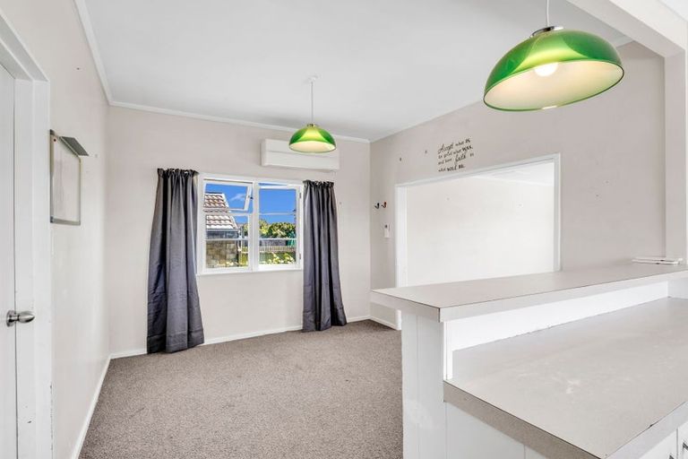 Photo of property in 556b Queen Street East, Levin, 5510