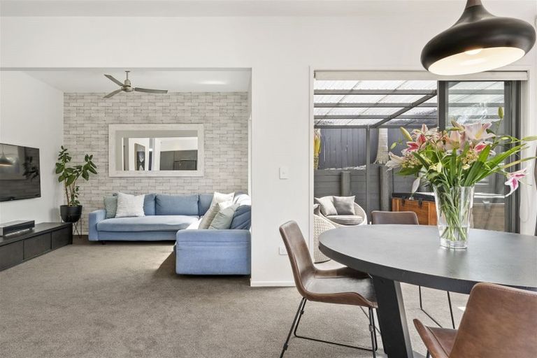 Photo of property in 72a Francis Street, Hauraki, Auckland, 0622