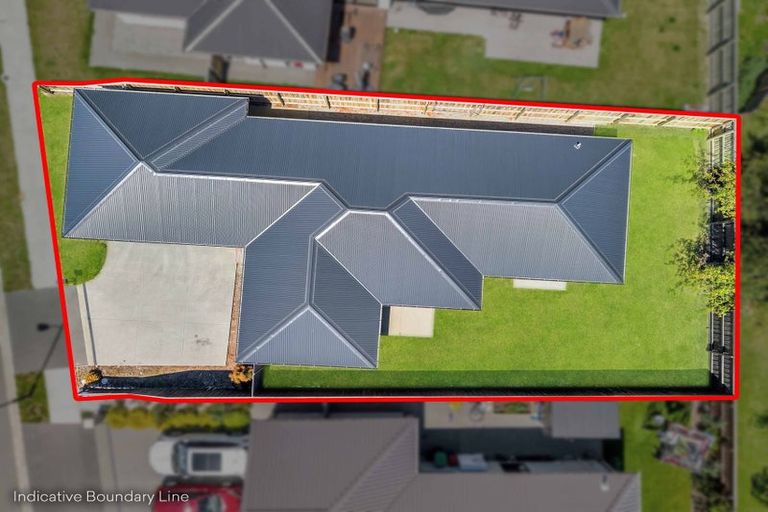 Photo of property in 30 Marcoola Drive, Rolleston, 7614