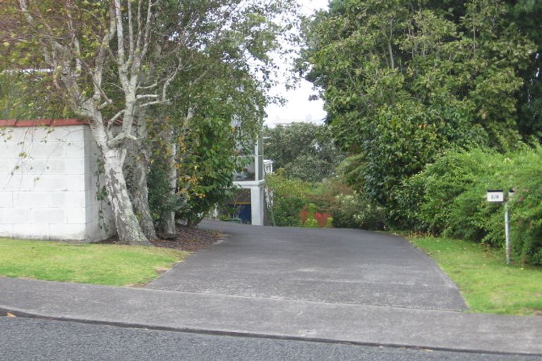 Photo of property in 1/6 Richards Avenue, Forrest Hill, Auckland, 0620