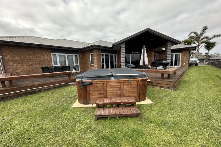 Photo of property in 7 Raddington Way, Huntington, Hamilton, 3210