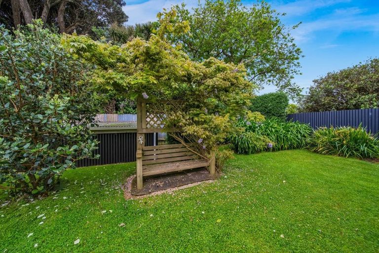 Photo of property in 56 Reid Avenue, Hawera, 4610