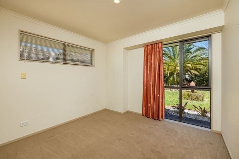 Photo of property in 1 Nautical Drive, Haruru, 0204