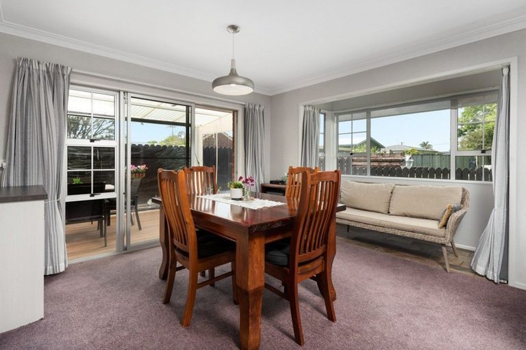 Photo of property in 16 Idesia Grove, Matua, Tauranga, 3110