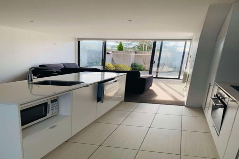 Photo of property in 1/20 North Avon Road, Richmond, Christchurch, 8013