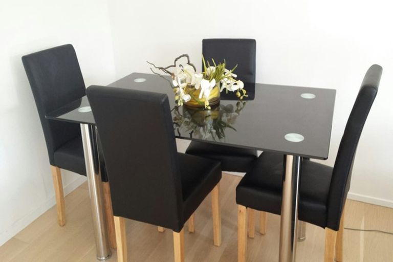 Photo of property in 1/16 Willis Street, Torbay, Auckland, 0630