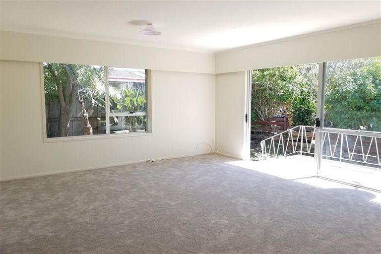 Photo of property in 2/43 Galvan Avenue, Sunnyhills, Auckland, 2010