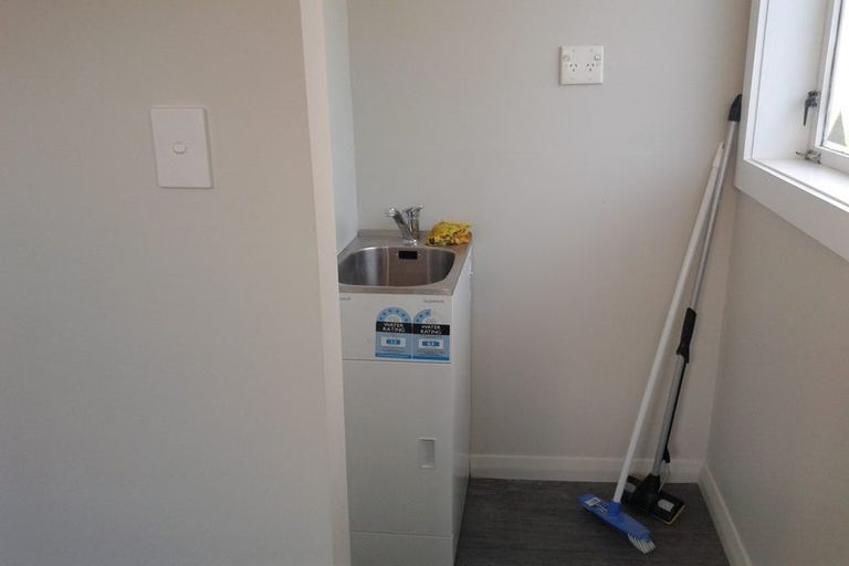 Photo of property in 49 Cambridge Terrace, Waiwhetu, Lower Hutt, 5010