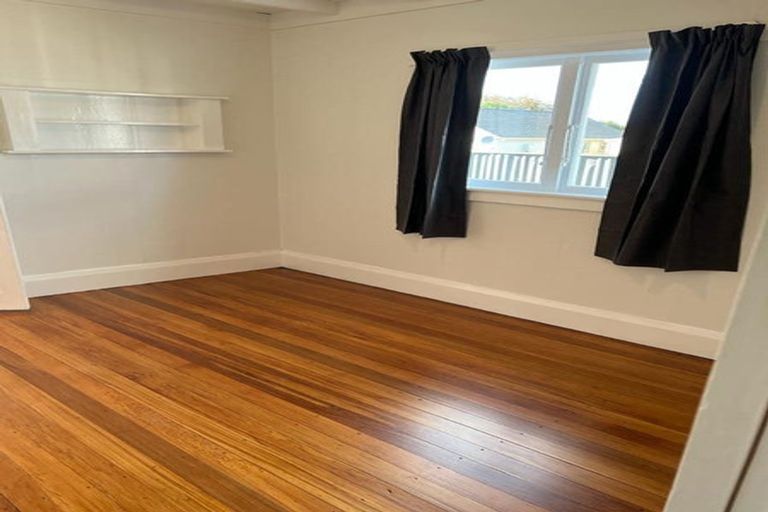Photo of property in 12 Holyrood Terrace, Waipukurau, 4200