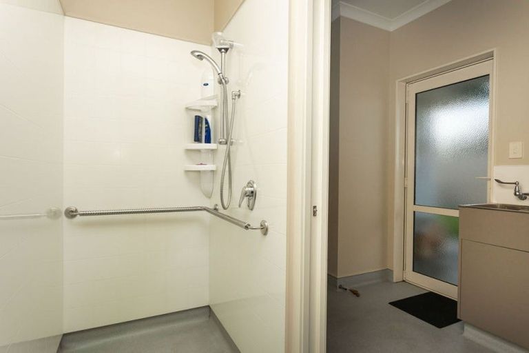 Photo of property in 118 Guy Street, Dannevirke, 4930