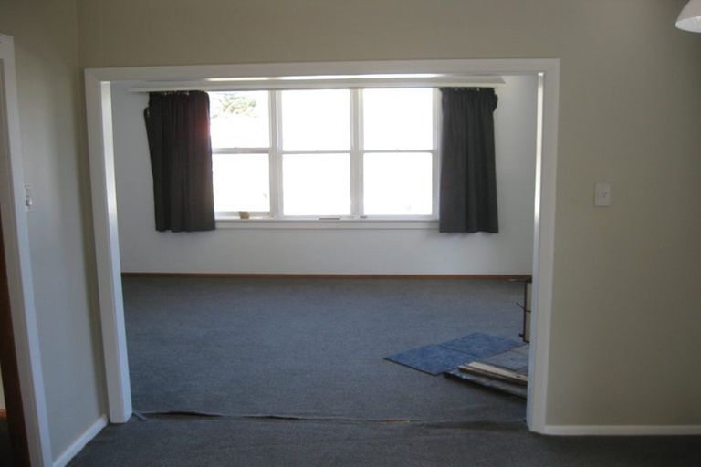 Photo of property in 17 Macaulay Street, Johnsonville, Wellington, 6037