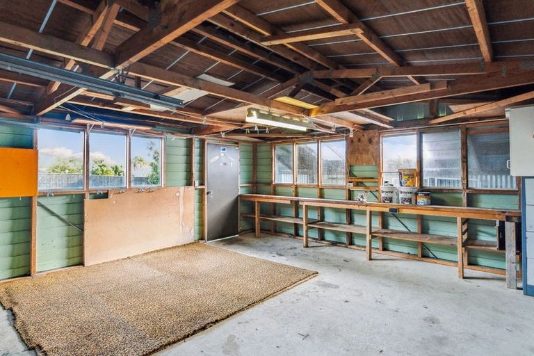 Photo of property in 12 Hicks Crescent, Waikanae Beach, Waikanae, 5036