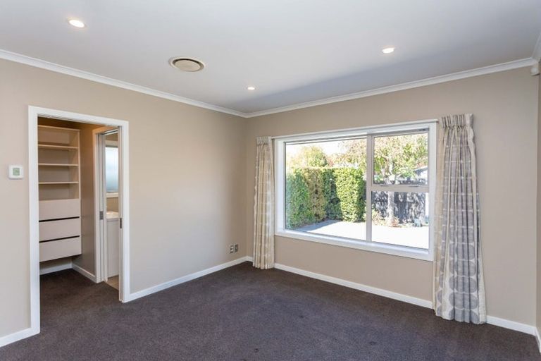 Photo of property in 19 Toorak Avenue, Avonhead, Christchurch, 8042