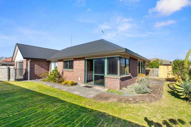 Photo of property in 88 Evans Road, Papamoa Beach, Papamoa, 3118