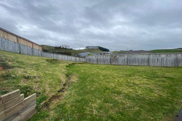 Photo of property in 38 Ballintoy Park Drive, Welcome Bay, Tauranga, 3175