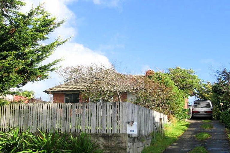 Photo of property in 12 Chums Road, Paraparaumu Beach, Paraparaumu, 5032