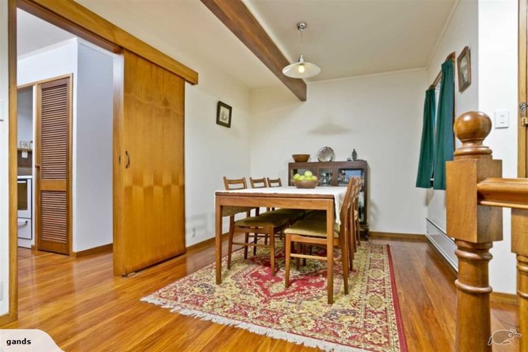 Photo of property in 99 Eversleigh Road, Belmont, Auckland, 0622