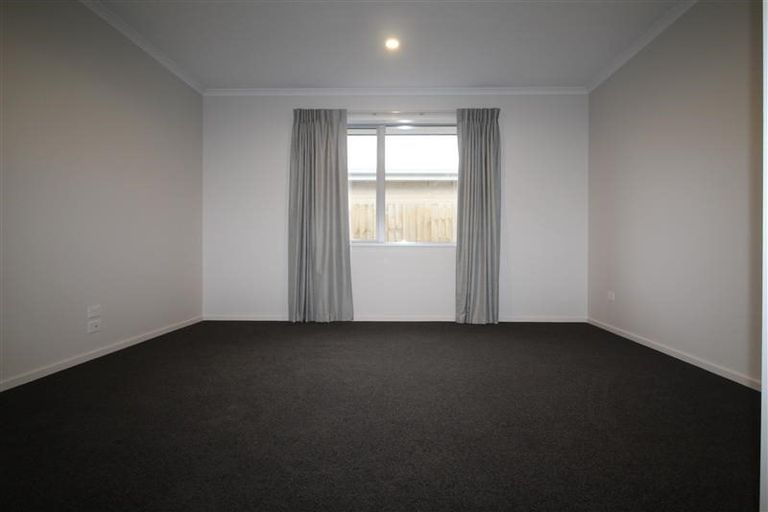Photo of property in 7 Hineaari Street, Marshland, Christchurch, 8083