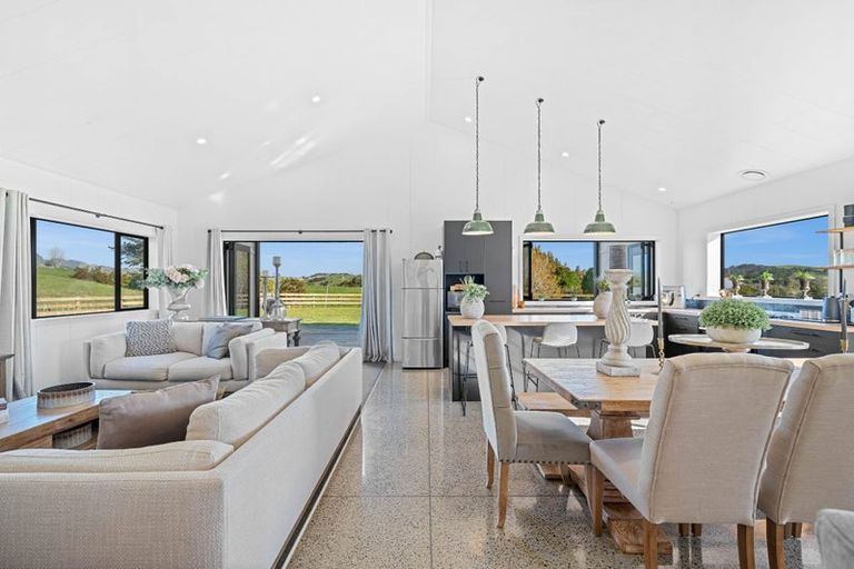 Photo of property in 8 Paparoa Road, Mangapai, Whangarei, 0178