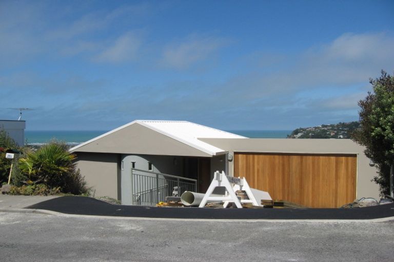 Photo of property in 16a Glendevere Terrace, Redcliffs, Christchurch, 8081