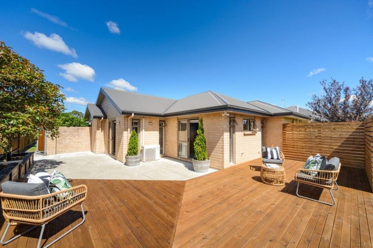 Photo of property in 7 Walnut Grove, Kelvin Grove, Palmerston North, 4414