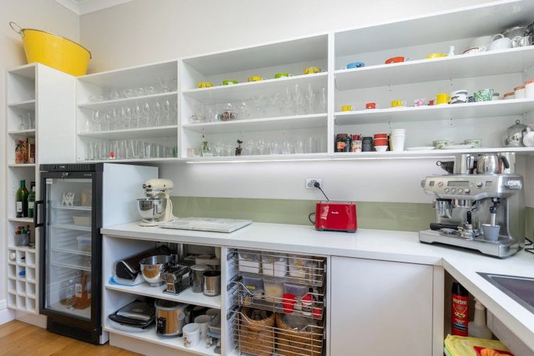 Photo of property in 18 Percy Street, Blenheim, 7201