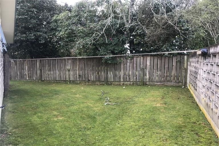 Photo of property in 5 Robinson Avenue, Holdens Bay, Rotorua, 3010